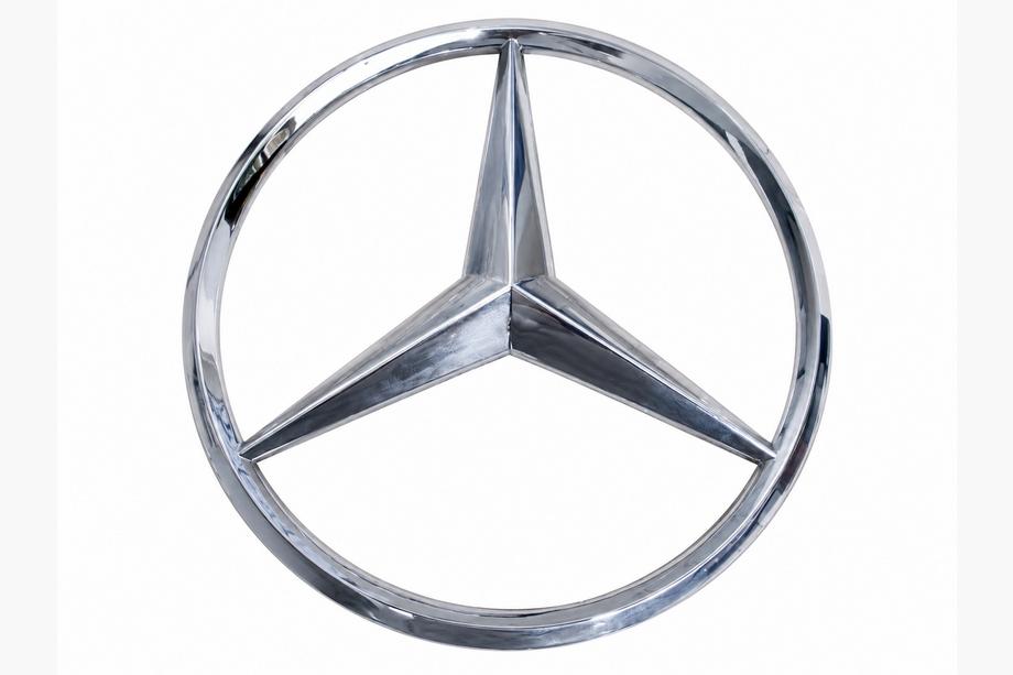 Mercedes E-class W213 2016-2023 Front Emblem (18.5 cm) Photo 1