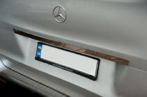 Mercedes Vito/V-class W447 2014- Wide stainless steel tailgate trim above license plate photo 2