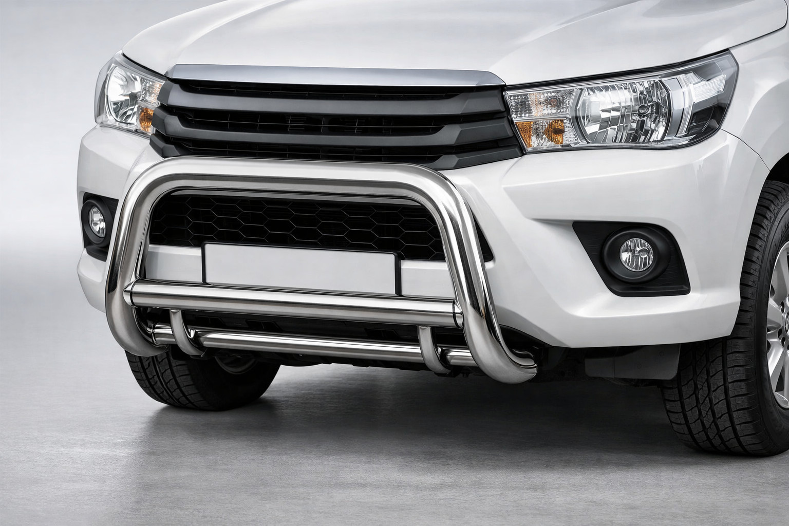 Front protection for the city: useful or just stainless style?