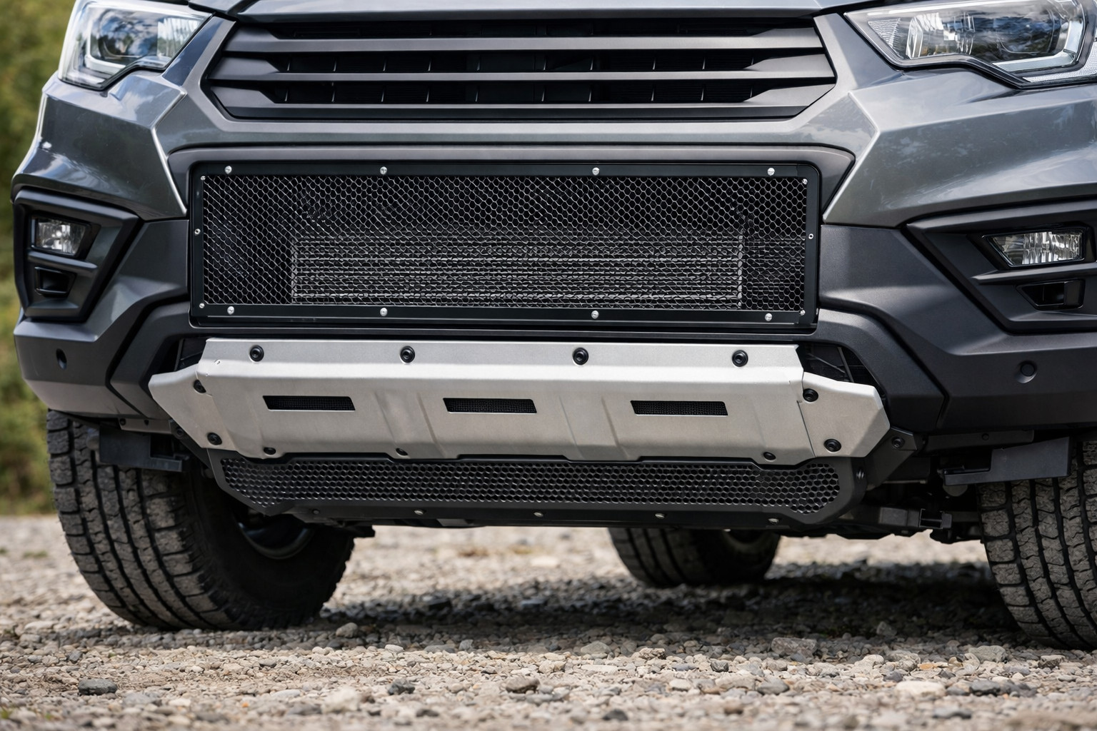 What to fit if stones often hit your radiator and engine underside