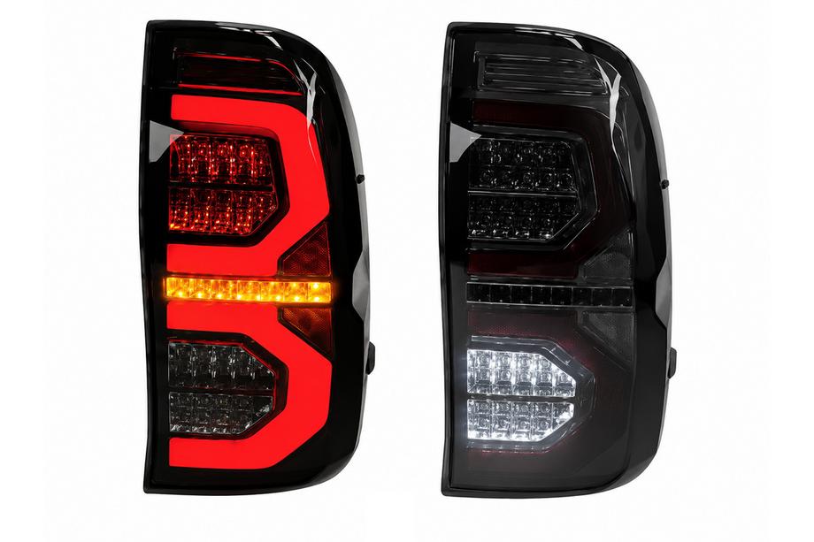 Toyota Hilux 2015- V3 Tail Lights (2 pcs) Photo 2