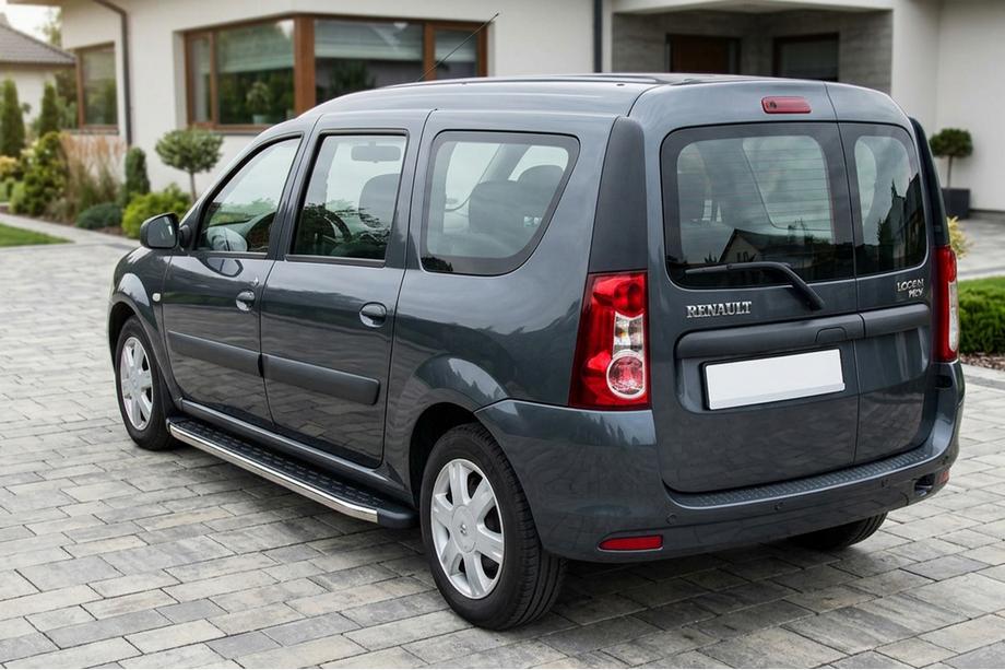 Renault Logan MCV 2005-2013 Side Steps BlackLine (2 pcs, Aluminum) Image