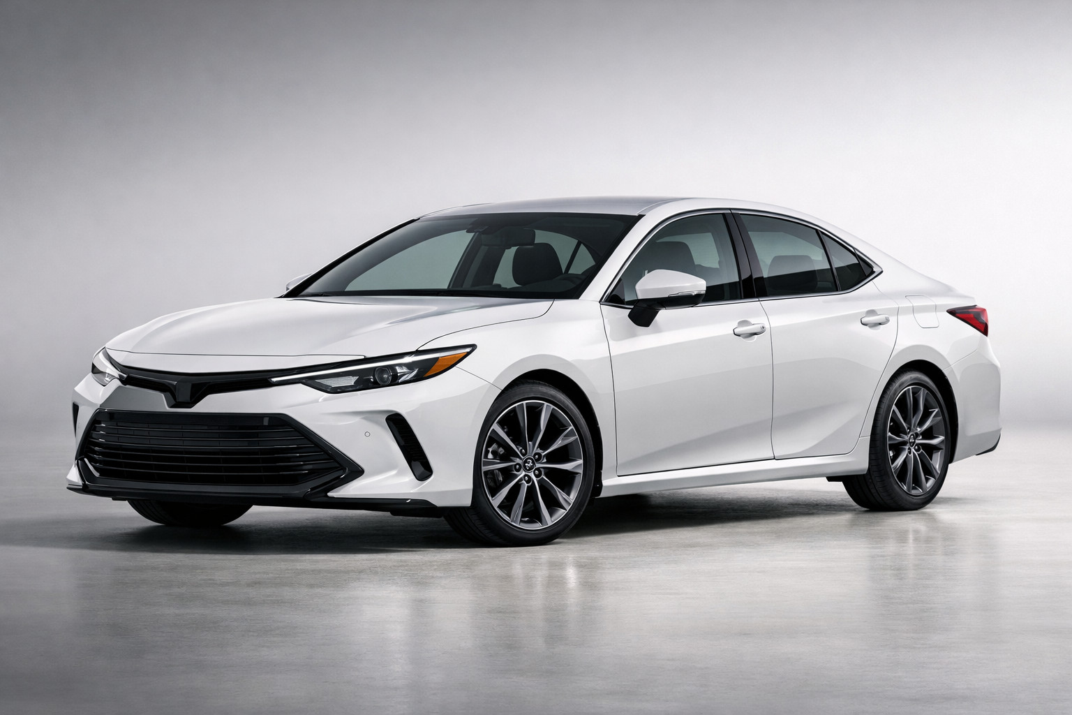 Toyota Camry XV80 review: new hybrid sedan for city and highway