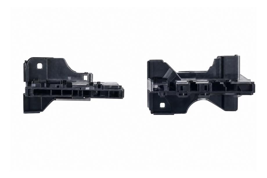 Land Rover Defender 2019- Rear bumper bracket cover Photo 1