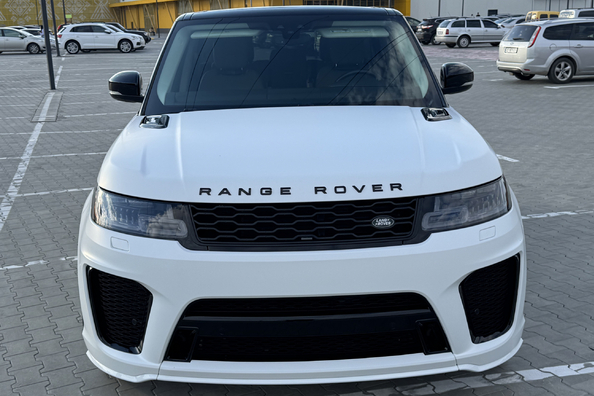 Range Rover Sport L494 2018–2022: SVR body kit installation – our work
