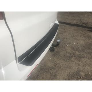 Rear bumper protector with lip (ABS plastic) Volkswagen T5 Multivan 2003-2010 photo 3