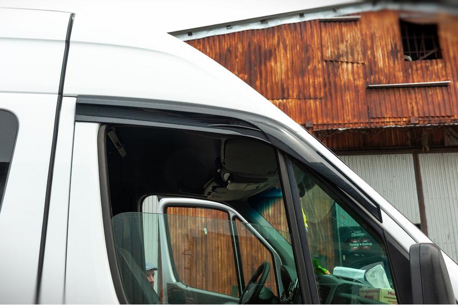 Mercedes Sprinter W906 2006–2018 Stick-on Wind Deflectors (2 pcs, Sunplex Sport) Photo 6
