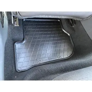 Rubber Floor Mats (4 pcs, Stingray Premium) photo 2