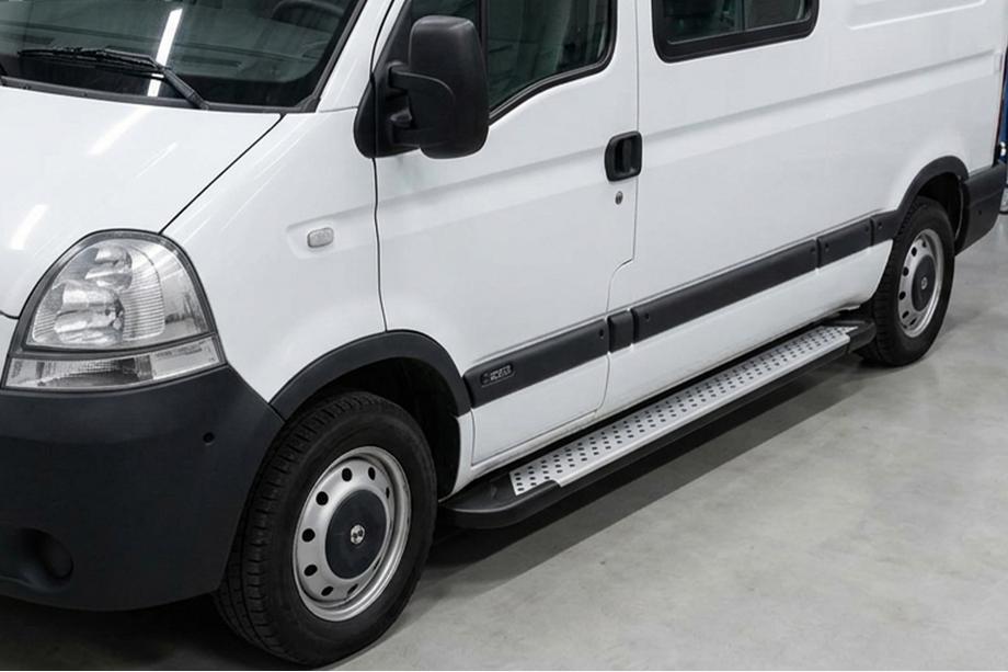 Nissan Interstar 2002-2010 Side Steps Allmond (2 pcs, Aluminum) Image