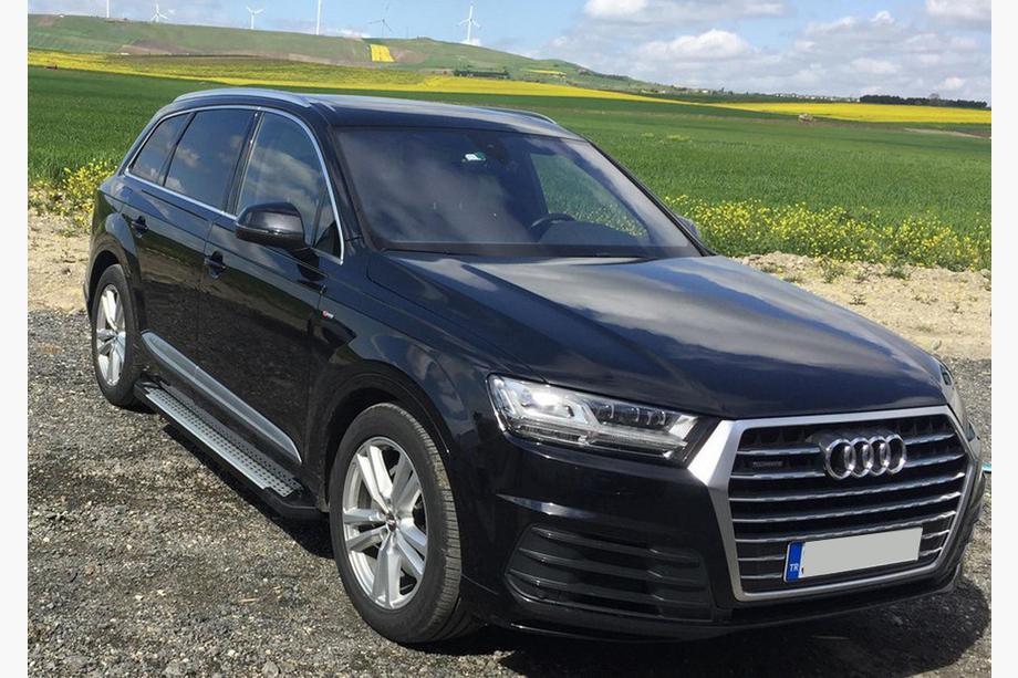 Audi Q7 2015–2026 Side Steps Allmond Grey (2 pcs, Aluminum) Image
