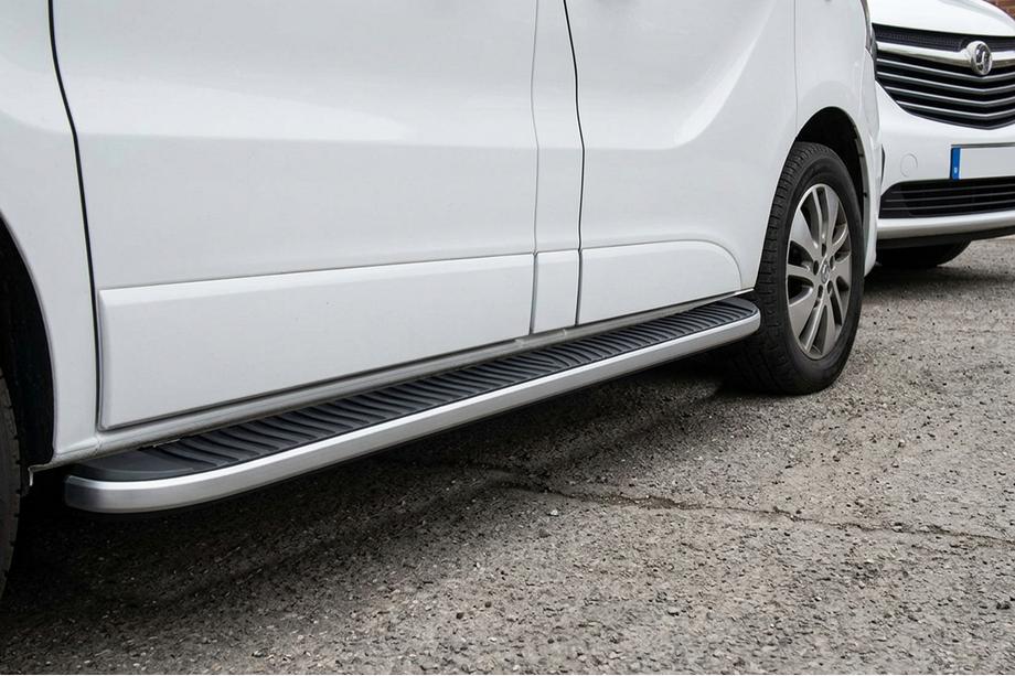 Renault Trafic 2015- Side Steps Tayga Grey (2 pcs, Aluminum) Image