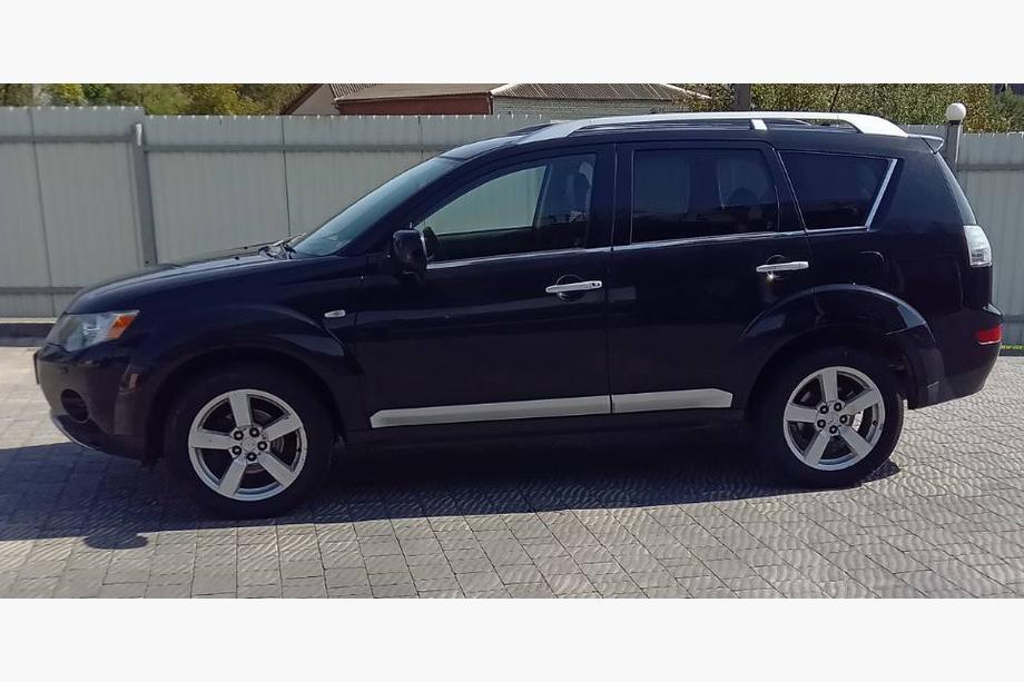 Mitsubishi Outlander 2006-2012 Window Trim Stainless Steel (8 pcs) Image