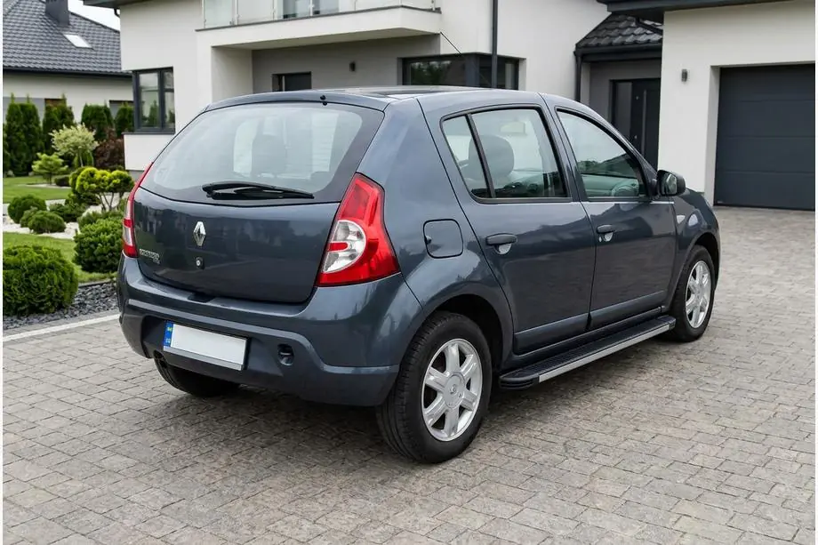Dacia Sandero 2007-2013 Side Steps Maya V1 (2 pcs, Aluminum) Image