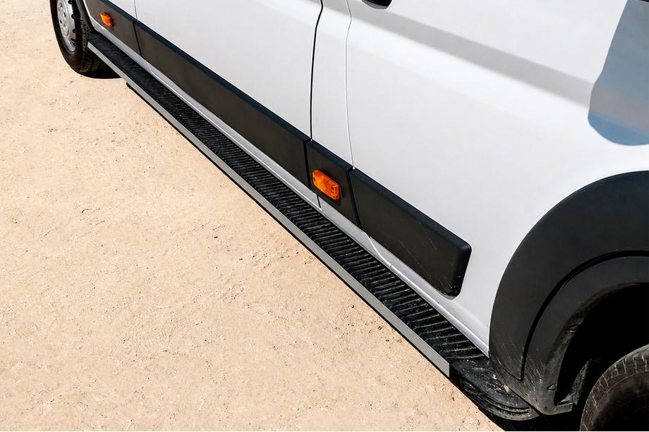 Fiat Ducato 2006-2025 Side Steps Maya (2 pcs, Aluminum) Photo 1