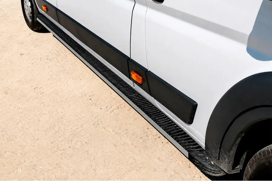Fiat Ducato 2006-2025 Side Steps Maya (2 pcs, Aluminum) Image