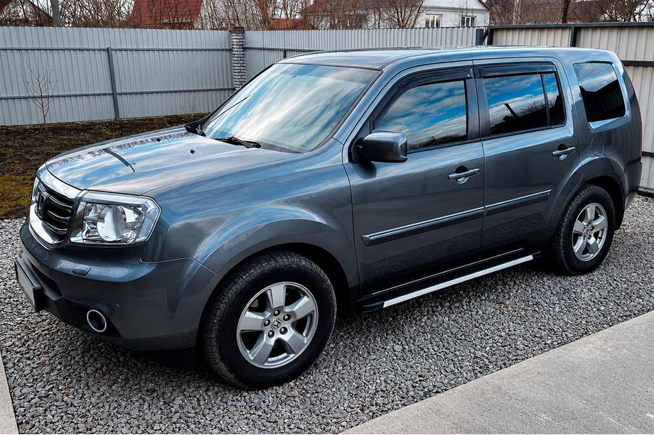 Honda Pilot 2008-2015 Side Steps Maya V1 (2 pcs, Aluminum) Image