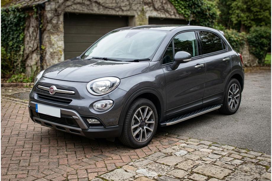 Fiat 500X 2014-2024 Side Steps BlackLine (2 pcs, Aluminum) Image
