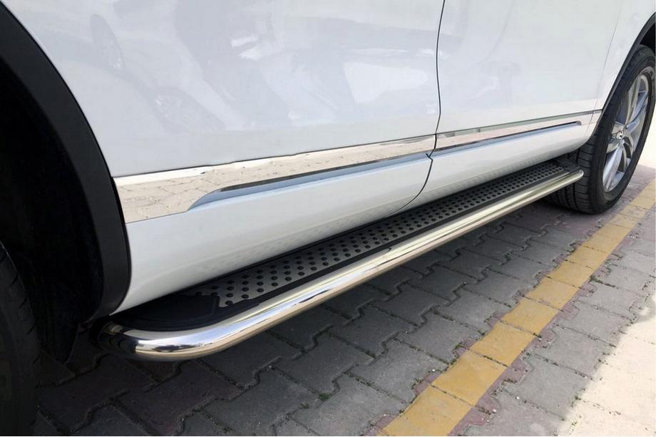Volkswagen Amarok 2010-2022 Side Steps Maydos V2 (2 pcs, stainless steel) Image