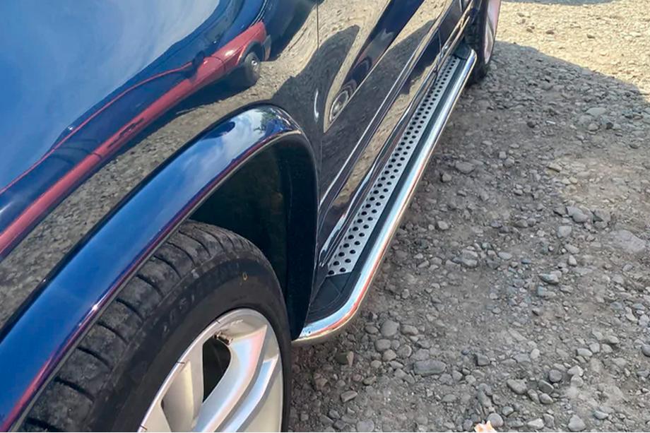 Volkswagen Tiguan 2007-2016 Side Steps Maydos V2 (2 pcs, stainless steel) Image