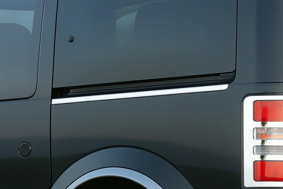 Ford Connect 2002–2006 Stainless Steel Mouldings for Sliding Door Image