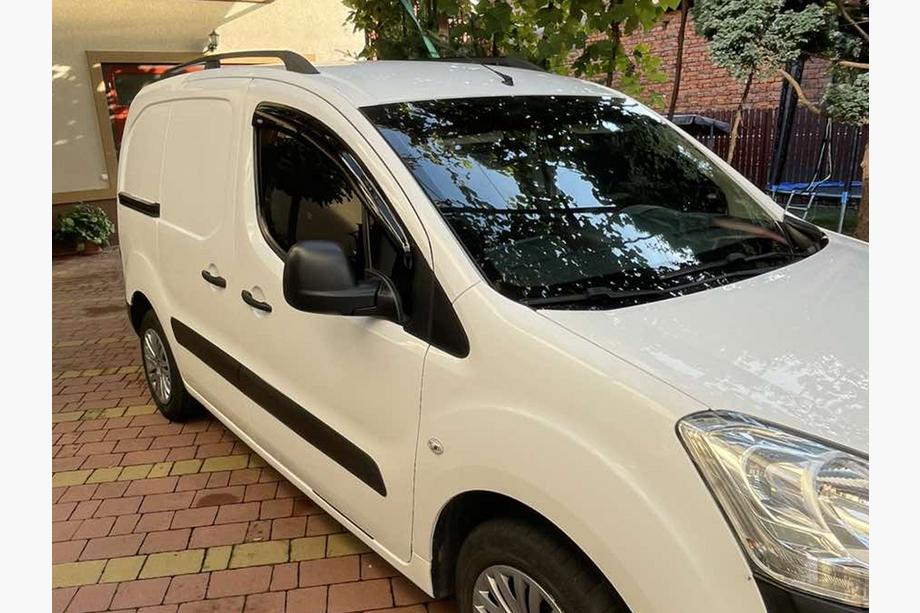 Peugeot Partner Tepee 2008-2018 Black Roof Rails Photo 3