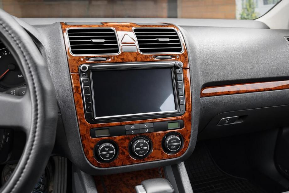 Volkswagen Golf 5 2003-2009 Dashboard Trim Covers Aluminum Image