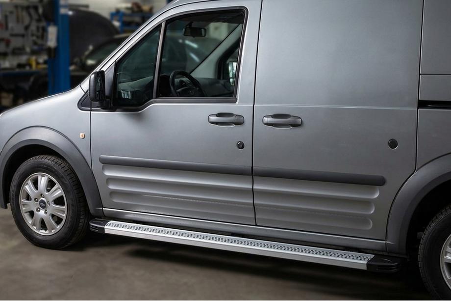 Ford Connect 2010-2013 Side Steps Maya V2 (2 pcs, Aluminum) Image
