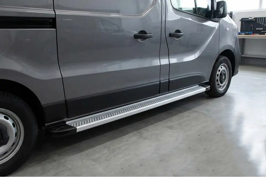 Renault Trafic 2015- Side Steps Maya V2 (2 pcs, Aluminum) Image