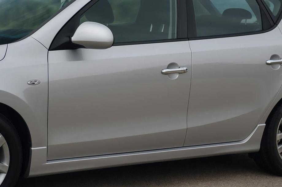 Hyundai I-30 2007-2011 Chrome Door Handle Covers (4 pcs, Stainless Steel) Image