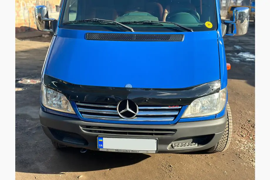 Mercedes Sprinter W901/902/903/904/905 1995–2006 Hood Deflector 2000-2006 (EuroCap) Image
