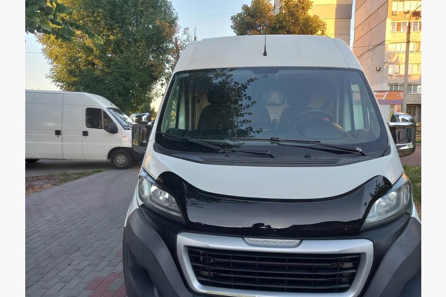 Peugeot Boxer 2006-2025 Hood Deflector 2014+ (EuroCap) Image