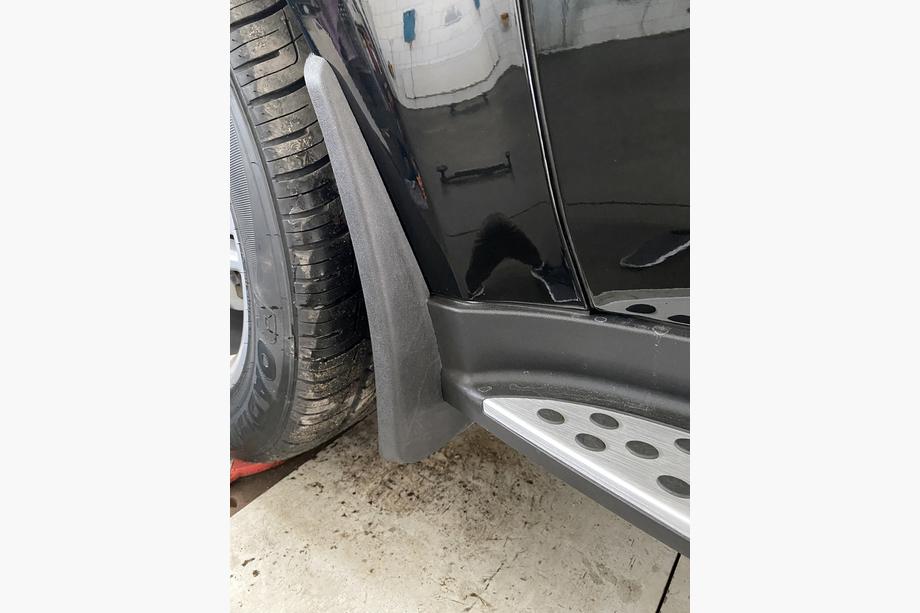 Mercedes GL class X164 2006-2012 Premium Mud Flaps (4 pcs) Photo 5