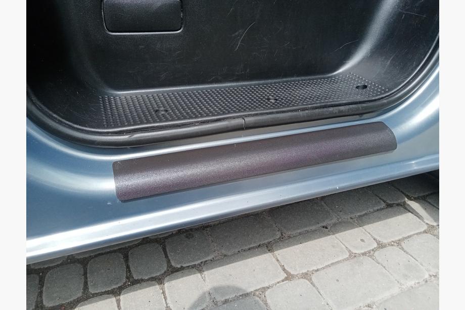 Renault Trafic 2001–2015 ABS Door Sill Covers (2 pcs, DDU) Image