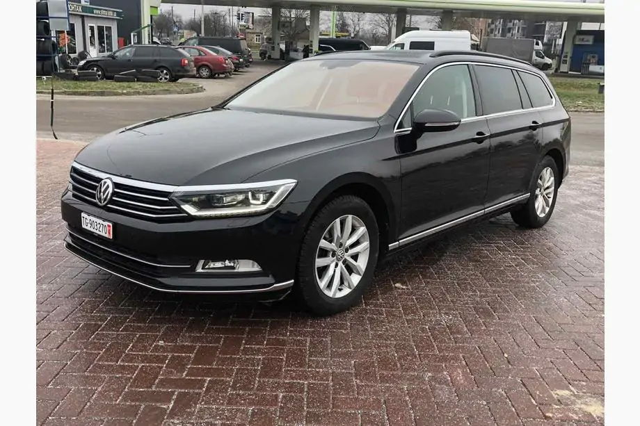 Volkswagen Passat B8 2015-2023 Stainless Steel Front Bumper Protectors (2015-2018, 3 pcs) Photo 4