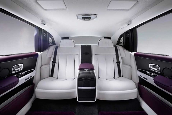 Officially presented by Rolls-Royce Phantom, the eighth generation Photo 4