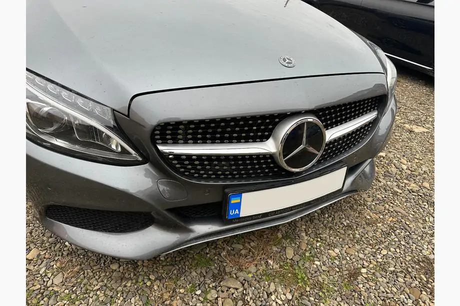Mercedes C-class W205 2014-2021 Front Grille Diamond Silver (for Avantgarde/AMG-Line/C43 AMG) Image