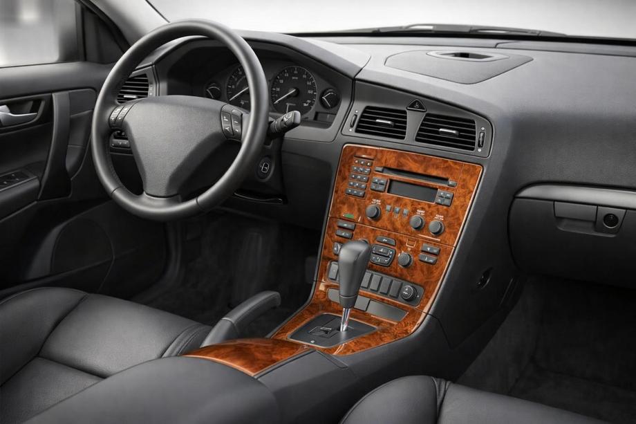 Volvo S60 2000-2009 Dashboard Trim Covers (2000-2005) Image