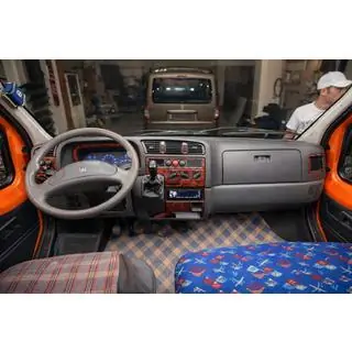Dashboard Trim (Meric, 1995-2002) photo 1