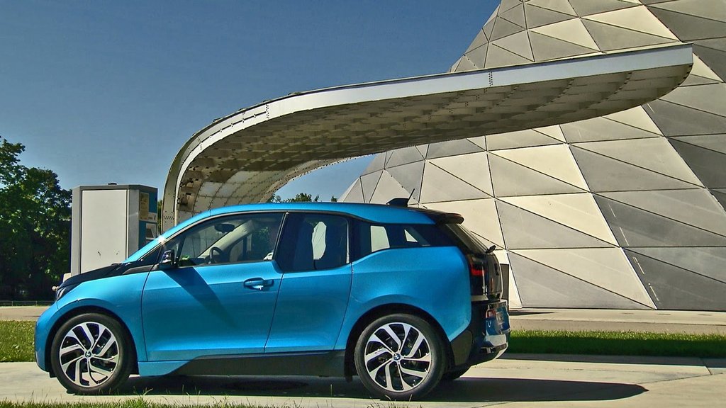 The new BMW i3 has received the sports version