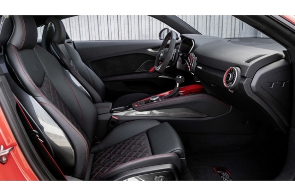 Browse Audi TT RS 2018 model year Photo 5