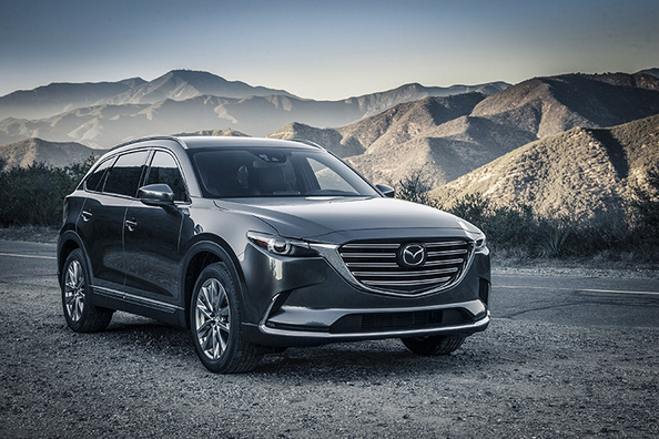 The new crossover Mazda CX-8