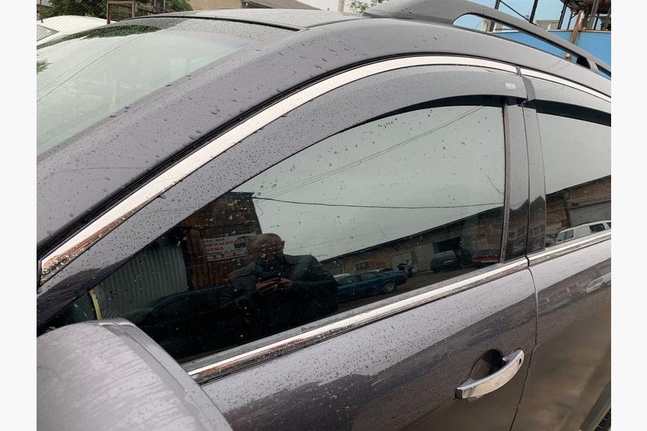 Chevrolet Captiva 2006-2019 Window deflectors with chrome trim (4 pcs, Niken) Photo 2