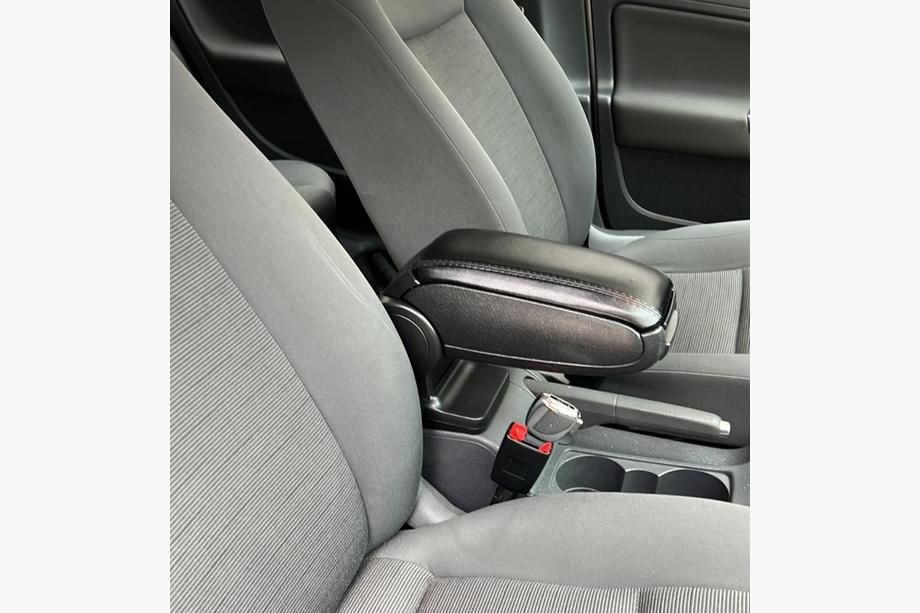 Volkswagen Golf 5 2003-2009 Armrest with key holder Photo 6