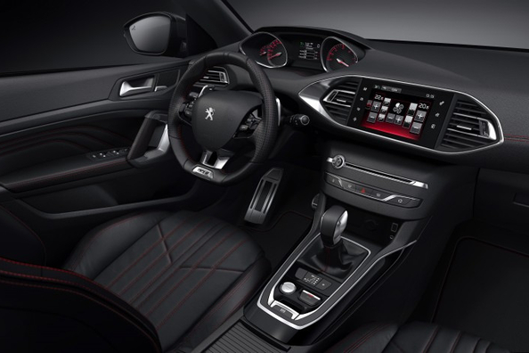 Hatchback Peugeot 308 second generation Photo 4