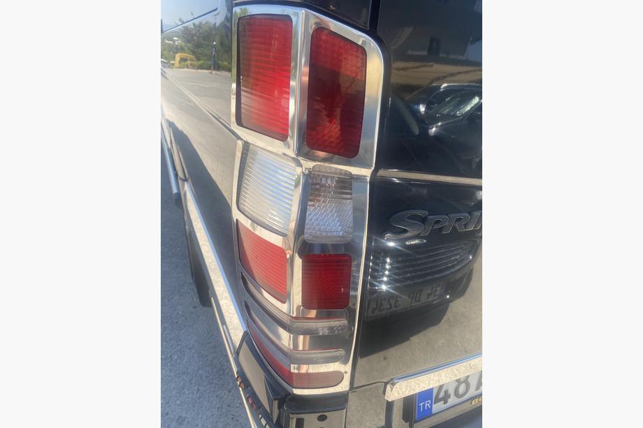 Mercedes Sprinter W906 2006–2018 Chrome Tail Light Covers (2 pcs, Stainless Steel) Photo 5
