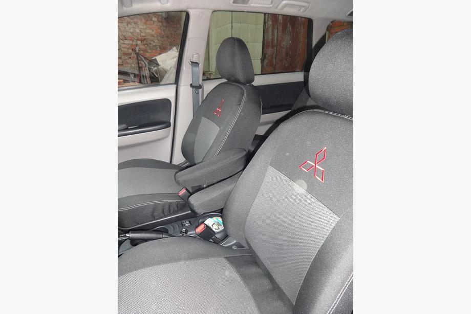 Mitsubishi Grandis 2003-2011 Car Seat Covers (Fabric, Classik) Photo 2