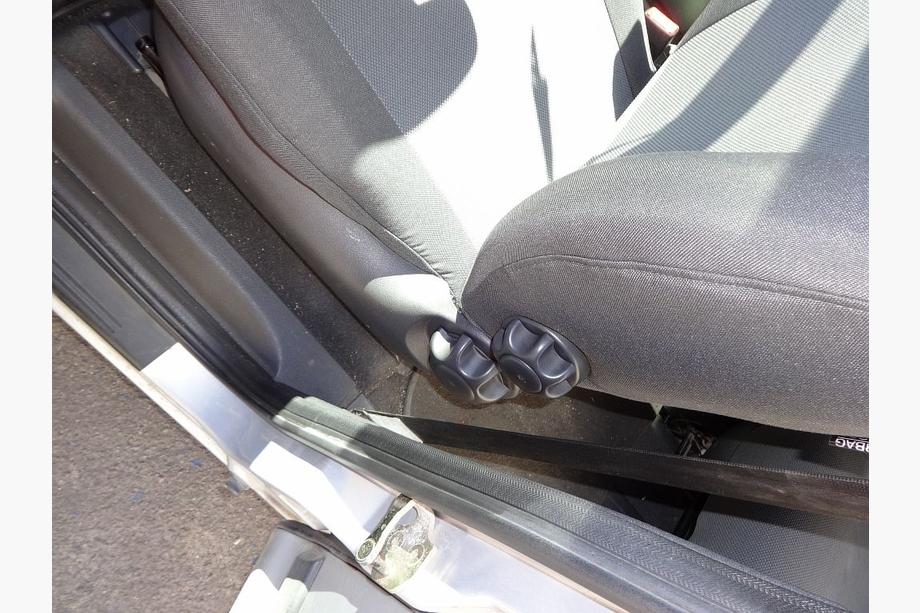 Volkswagen Sharan 1995-2010 Car Seat Covers (Fabric, Classik) Photo 6