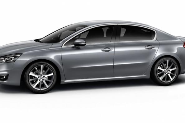 Flagship sedan Peugeot 508 Photo 3