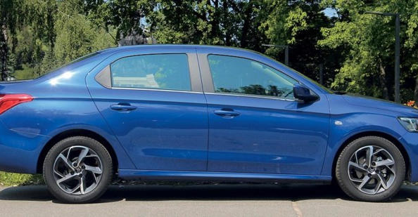 Review budget sedan Citroen C-Elysee Photo 5