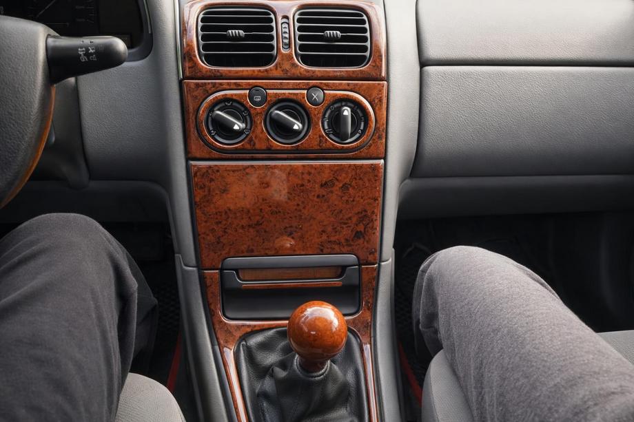 Renault Laguna 1994-2001 Dashboard Trim Meric (1998-2001) Image